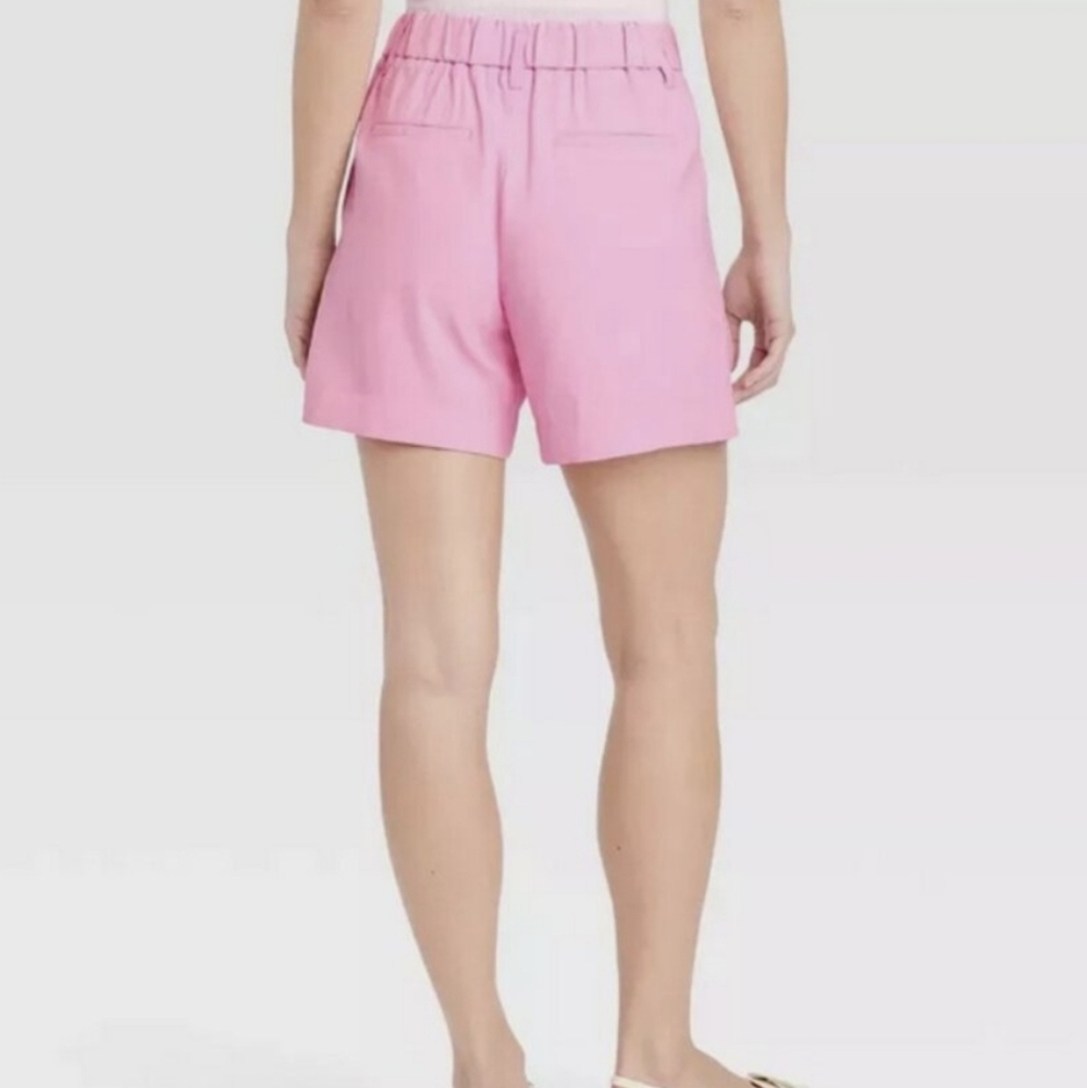 NWOT PLEATED SHORTS - Picture 2 of 6